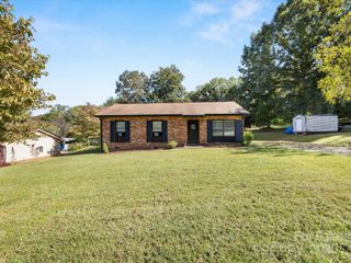 350 Spencer Road NE, Conover, NC 28613