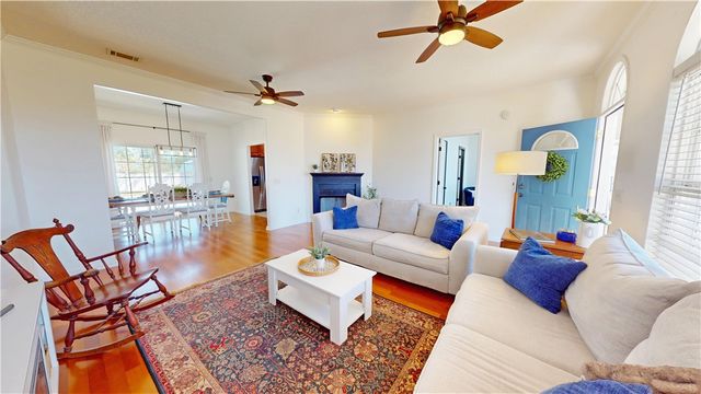 532 Emanuel Church Road, Brunswick, GA 31523