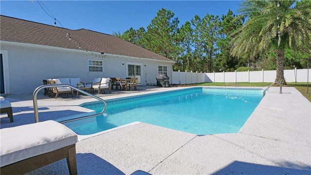 532 Emanuel Church Road, Brunswick, GA 31523