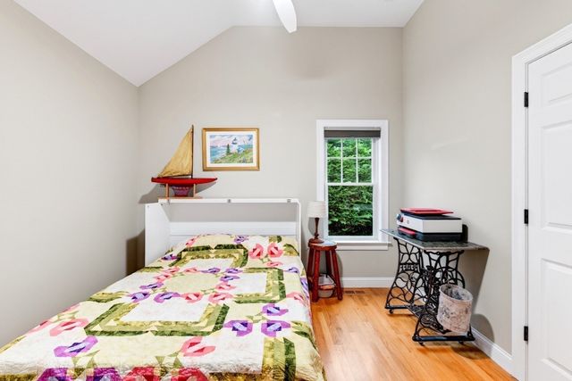 276 Pheasant Hill Cir, Barnstable, MA 02635