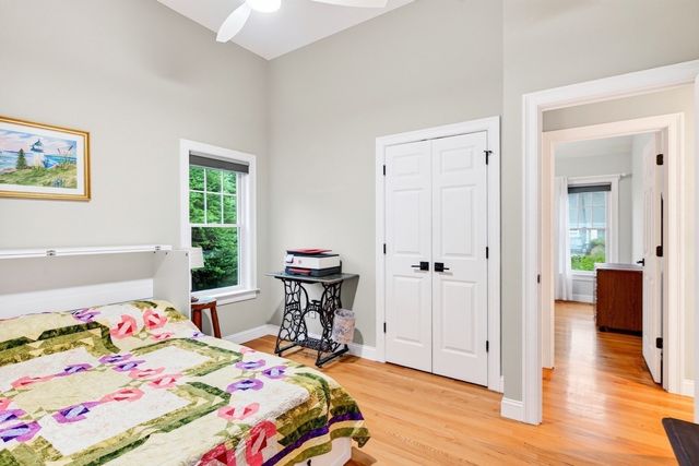276 Pheasant Hill Cir, Barnstable, MA 02635