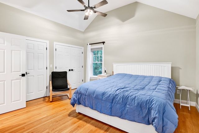 276 Pheasant Hill Cir, Barnstable, MA 02635