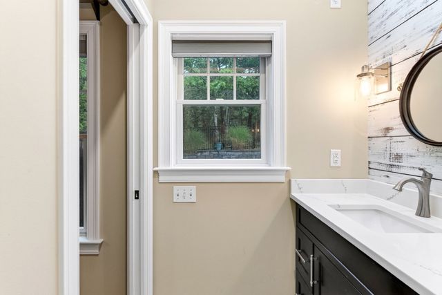 276 Pheasant Hill Cir, Barnstable, MA 02635