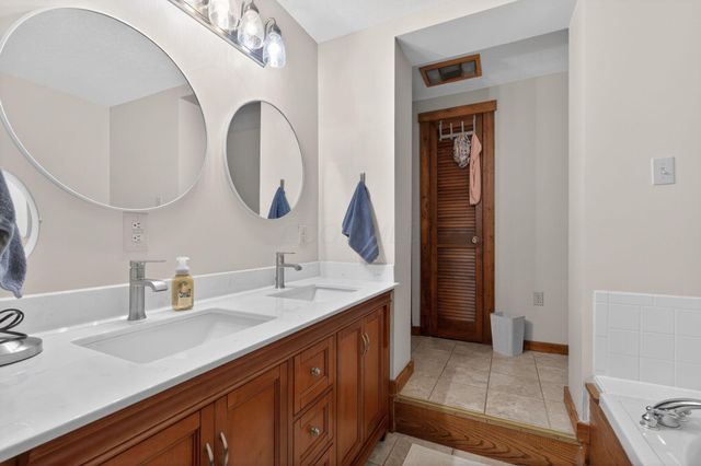 2717 Darling Road, Blacklick, OH 43004