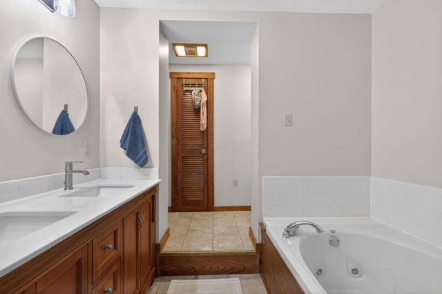 2717 Darling Road, Blacklick, OH 43004