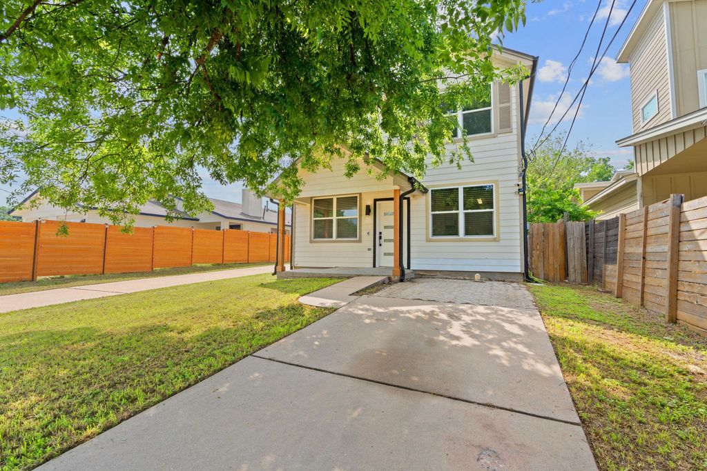 7204 Carver Ave A, Austin, TX 78752