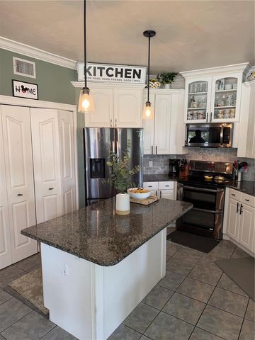11516 NW 16TH PLACE, Gainesville, FL 32606