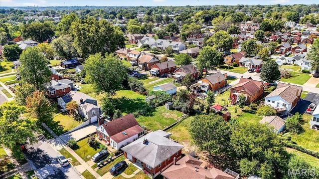 9319 Aster Avenue, St Louis, MO 63123