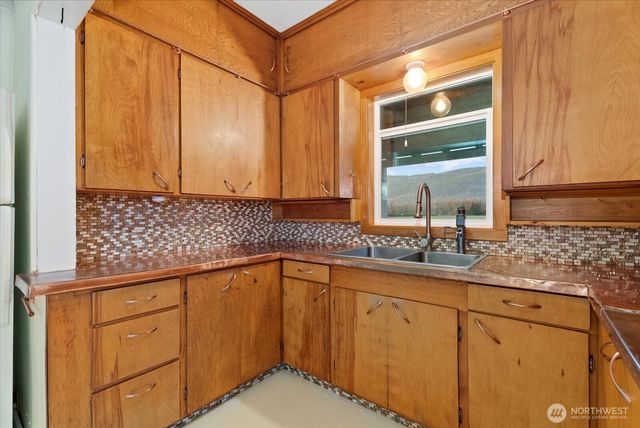 30731 Walberg Road, Sedro Woolley, WA 98284