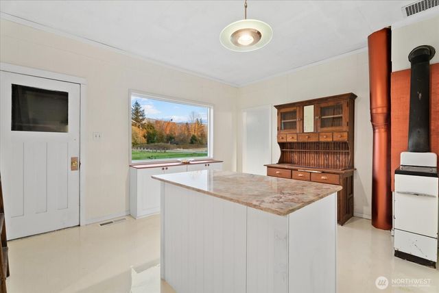 30731 Walberg Road, Sedro Woolley, WA 98284