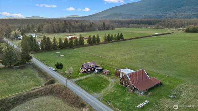 30731 Walberg Road, Sedro Woolley, WA 98284