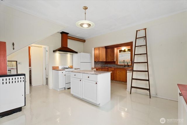 30731 Walberg Road, Sedro Woolley, WA 98284