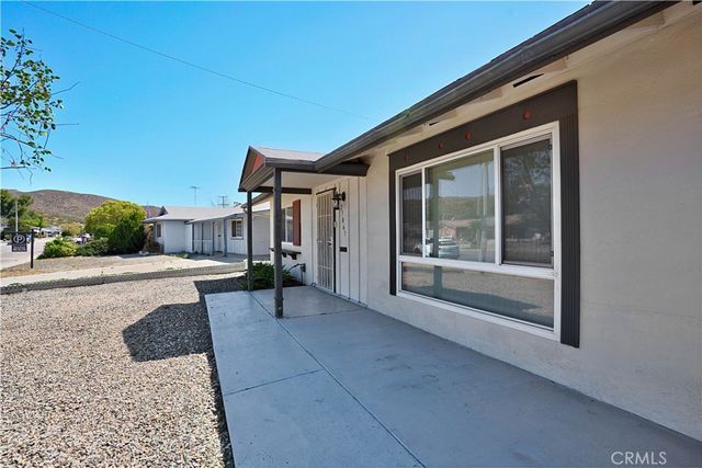 27067 El Rancho, Menifee, CA 92586
