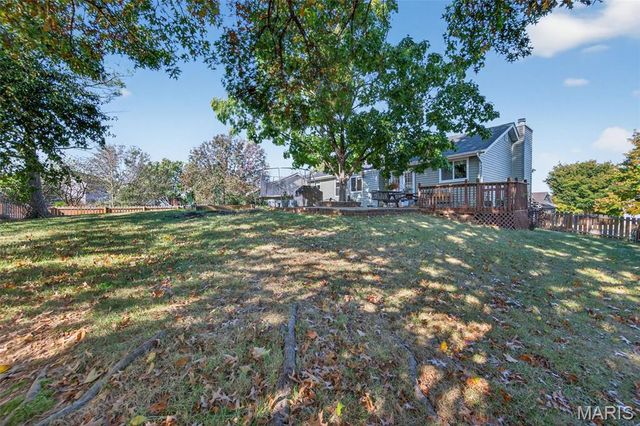 1452 Cedar Bluff Drive, Ballwin, MO 63021