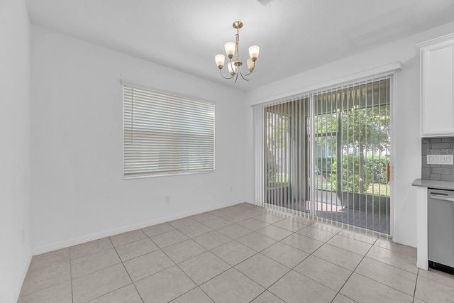 5741 SPOTTED HARRIER WAY, Lithia, FL 33547