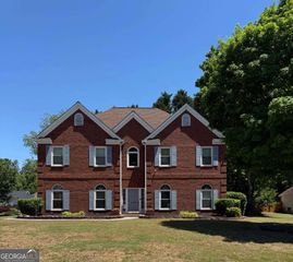 1085 Grace Hadaway Ln, Lawrenceville, GA 30043
