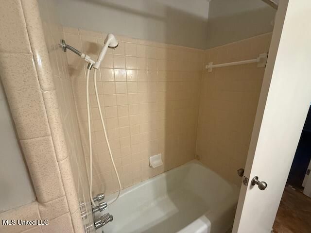 2276 Sunkist Country Club Road, Biloxi, MS 39532