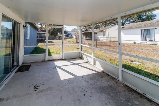 5121 LARCH LANE, New Port Richey, FL 34653