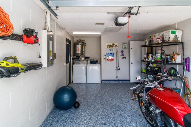 5121 LARCH LANE, New Port Richey, FL 34653