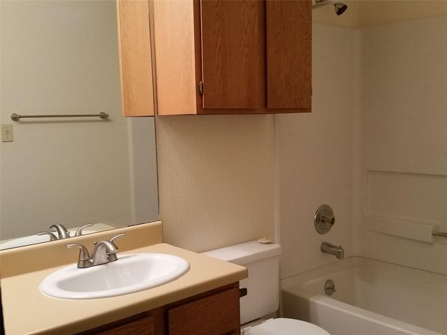 2504 Howellwood WAY A, Austin, TX 78748