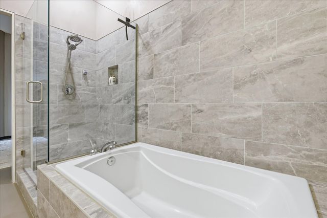 5601 Smetana Drive 410, Hopkins, MN 55343