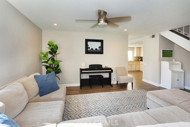 15942 Big Springs, San Diego, CA 92127