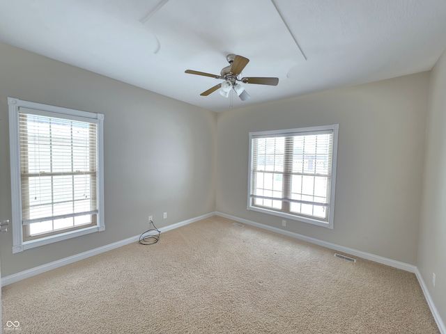 2779 Buttercup Court E, Columbus, IN 47201