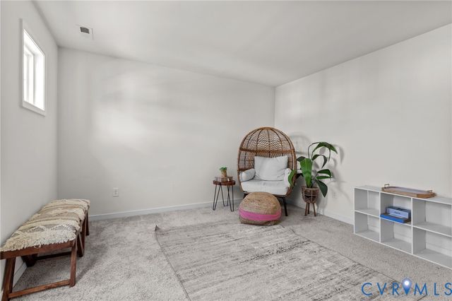 10109 Hollythorne Ln, Mechanicsville, VA 23116