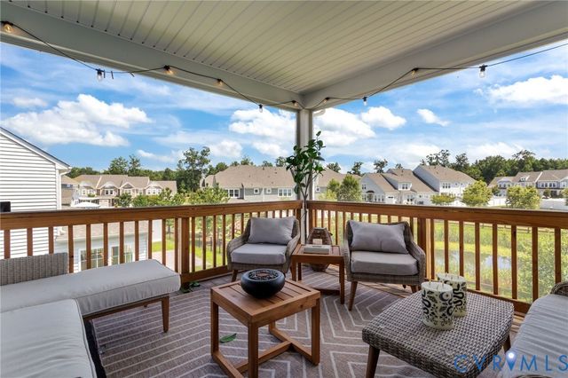 10109 Hollythorne Ln, Mechanicsville, VA 23116