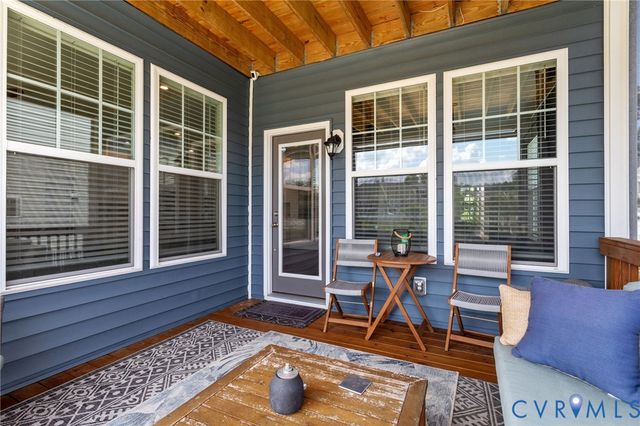 10109 Hollythorne Ln, Mechanicsville, VA 23116