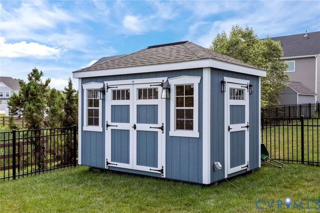 10109 Hollythorne Ln, Mechanicsville, VA 23116