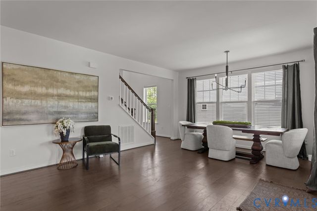 10109 Hollythorne Ln, Mechanicsville, VA 23116