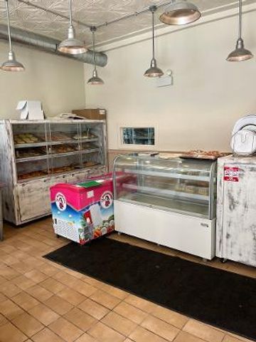 4022 N Milwaukee Avenue, Chicago, IL 60641