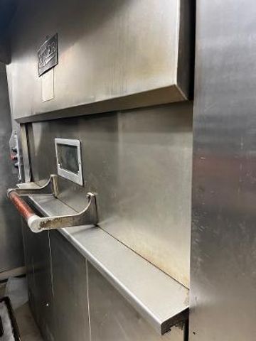 4022 N Milwaukee Avenue, Chicago, IL 60641