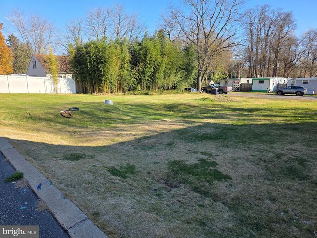 362 WOOD ST, Tullytown, PA 19007