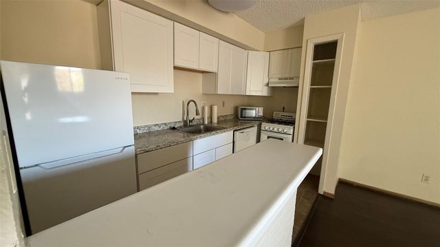1328 Bomar Street 17, Houston, TX 77006
