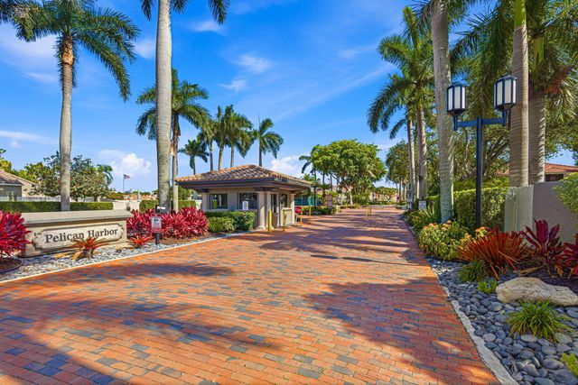 85 PELICAN POINTE Drive 203, Delray Beach, FL 33483