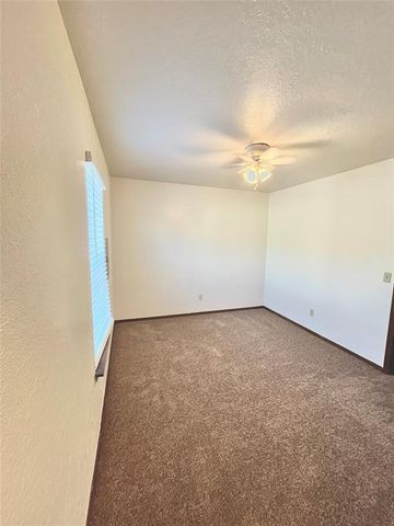 1901 E Lindsey Street 7B, Norman, OK 73071