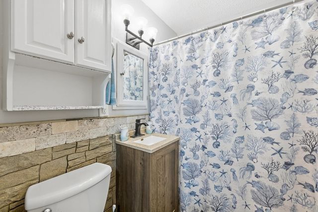 740 N Boyd Ave, Wichita, KS 67212