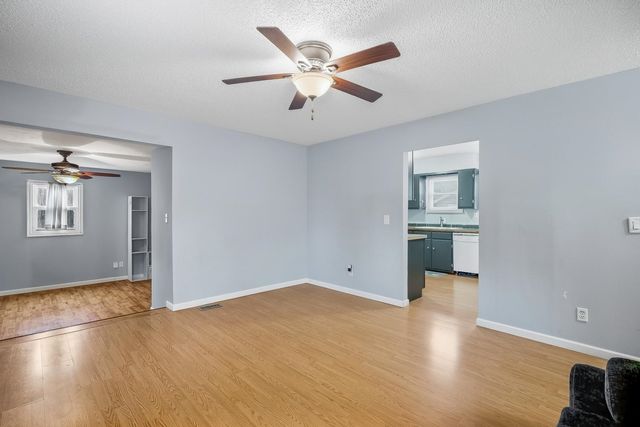 740 N Boyd Ave, Wichita, KS 67212