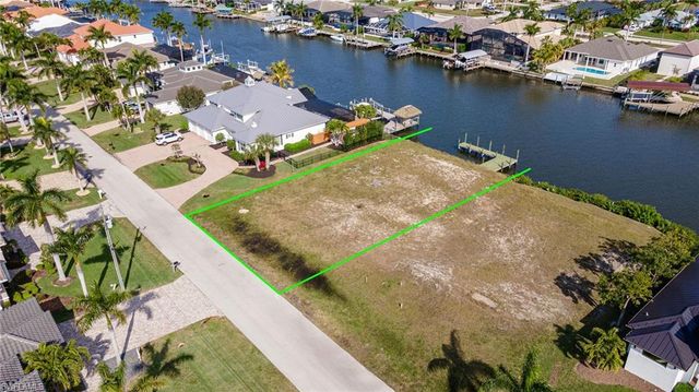 5413 SW 28th PL, Cape Coral, FL 33914