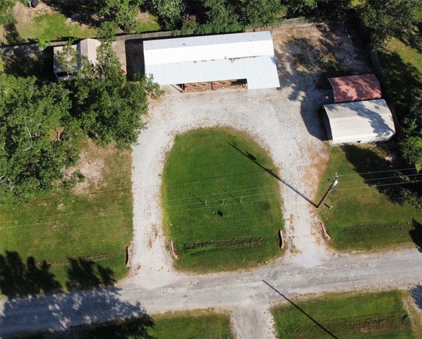 40 St Croix Drive, Point Blank, TX 77364
