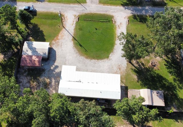 40 St Croix Drive, Point Blank, TX 77364