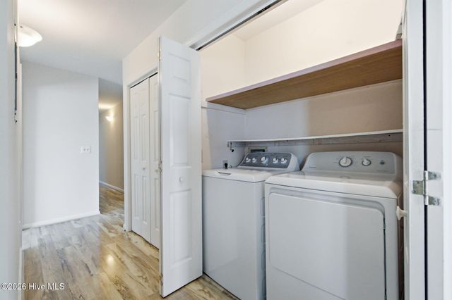 1202 Carolina Beach Avenue N Apt 3, Carolina Beach, NC 28428