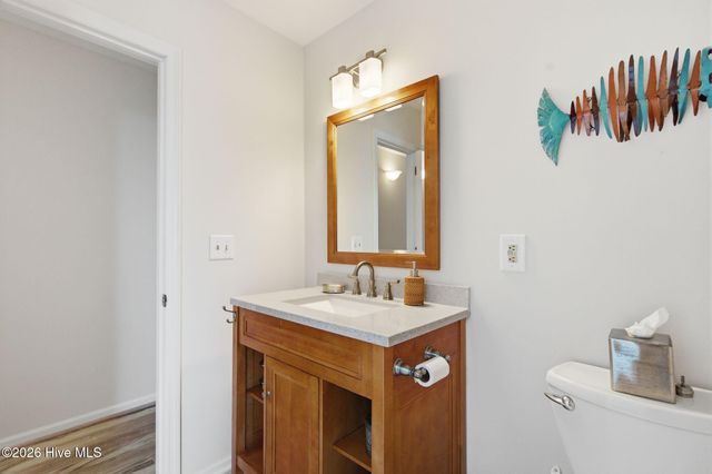 1202 Carolina Beach Avenue N Apt 3, Carolina Beach, NC 28428