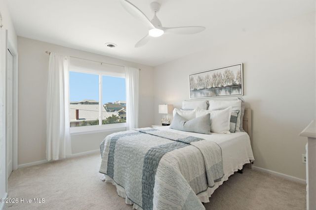 1202 Carolina Beach Avenue N Apt 3, Carolina Beach, NC 28428