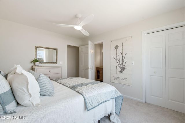 1202 Carolina Beach Avenue N Apt 3, Carolina Beach, NC 28428