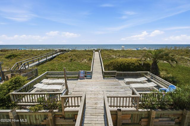 1202 Carolina Beach Avenue N Apt 3, Carolina Beach, NC 28428