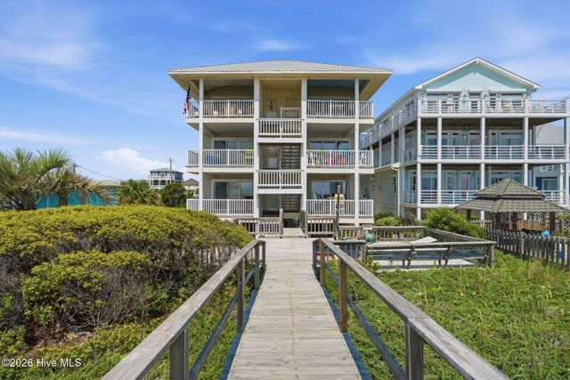 1202 Carolina Beach Avenue N Apt 3, Carolina Beach, NC 28428