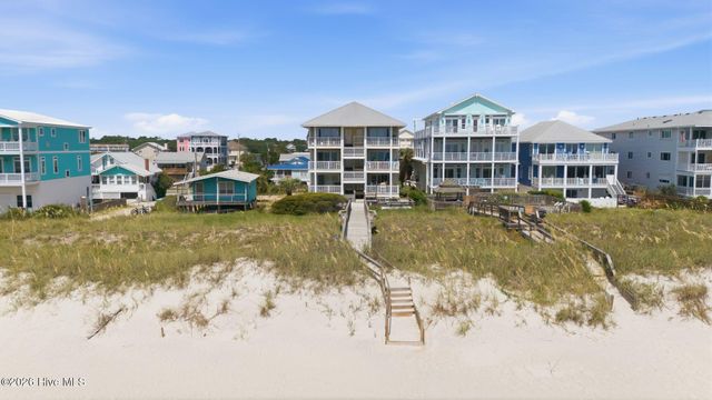 1202 Carolina Beach Avenue N Apt 3, Carolina Beach, NC 28428